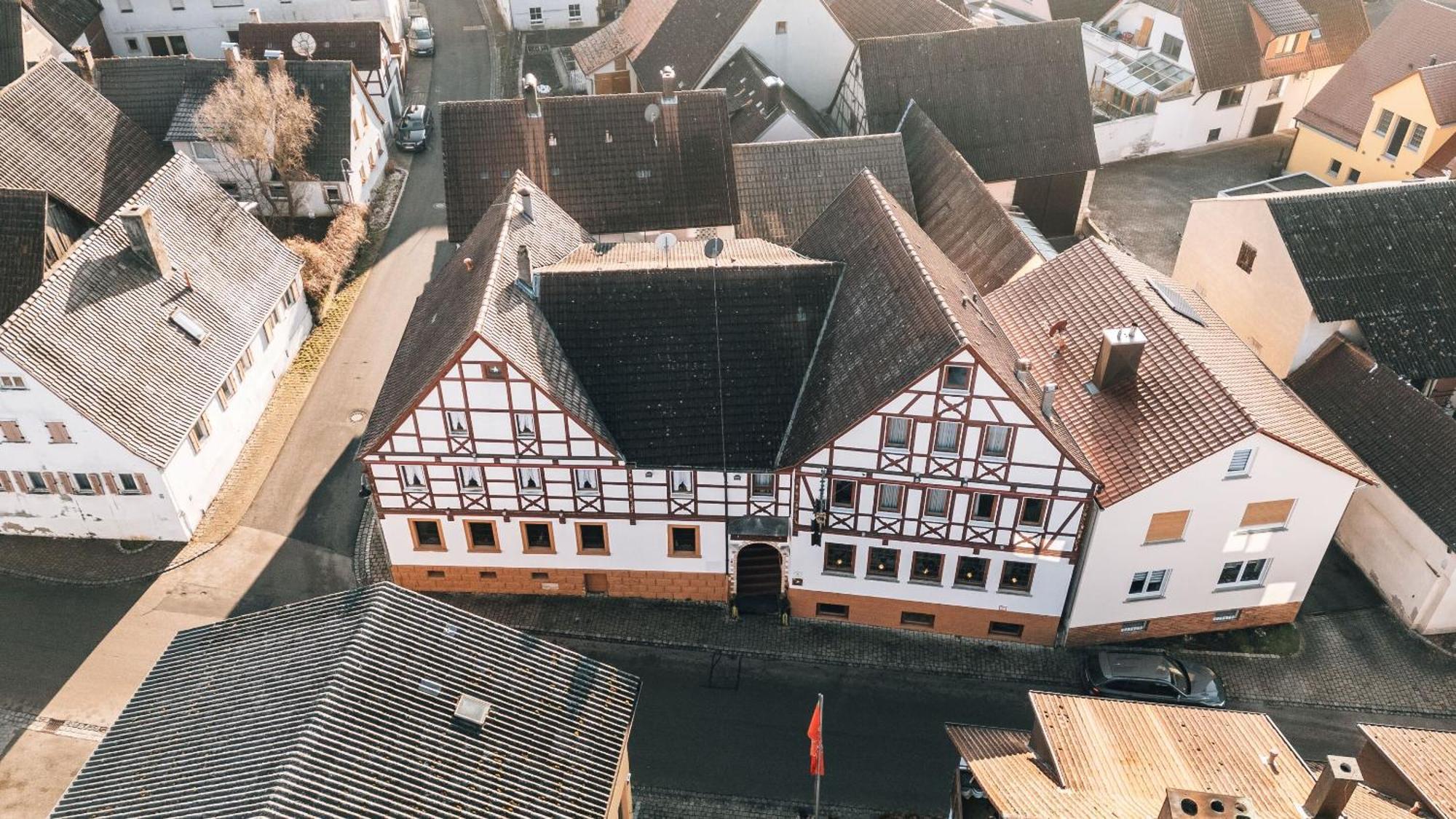 Krone Das Hotel 陶博雷特斯海姆 外观 照片